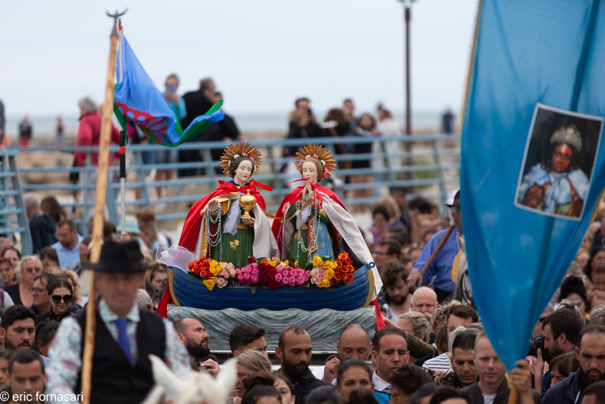 Pèlerinage-des-gitans-251-25-mai-2022.jpg